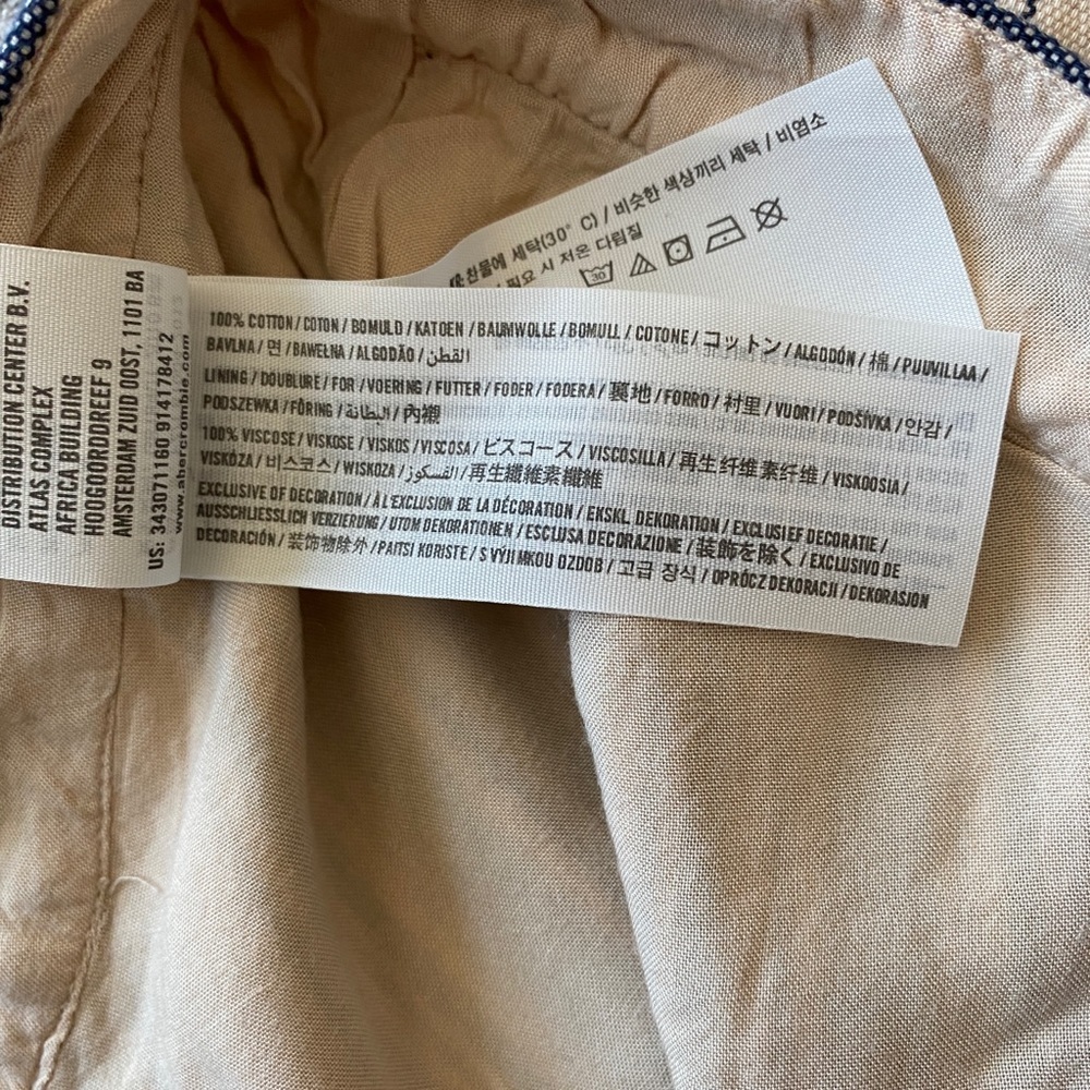 HOLLISTER Striped Cream/Blue/Navy Mini Skirt (7) - Picture 3 of 7